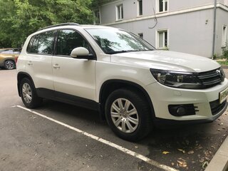 2011 Volkswagen Tiguan I Рестайлинг, белый, 885000 рублей, вид 4