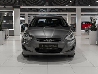 2013 Hyundai Solaris I, чёрный, 795000 рублей, вид 3