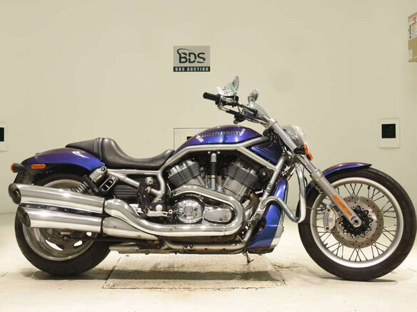 2010 Harley-Davidson V-Rod, фиолетовый, 843000 рублей