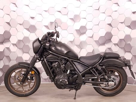 2023 Honda CMX 1100 Rebel, серый, 1097000 рублей, вид 4
