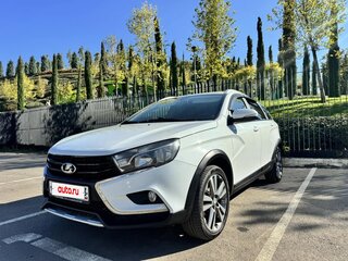 2022 Lada (ВАЗ) Vesta SW Cross I, белый, 1000000 рублей, вид 1