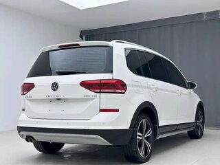 2022 Volkswagen Touran L II, белый, 1610005 рублей, вид 4