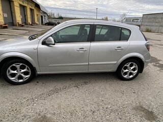2010 Opel Astra H Рестайлинг, серебристый, 450000 рублей, вид 4