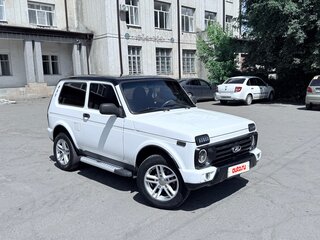 2012 Lada (ВАЗ) 2121 (4x4) I Рестайлинг, белый, 550000 рублей, вид 2