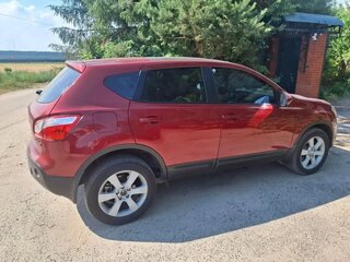 2010 Nissan Qashqai I Рестайлинг, красный, 1300000 рублей, вид 2