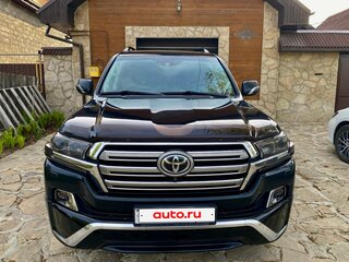 2016 Toyota Land Cruiser 200 Series Рестайлинг 2, чёрный, 5300000 рублей, вид 2