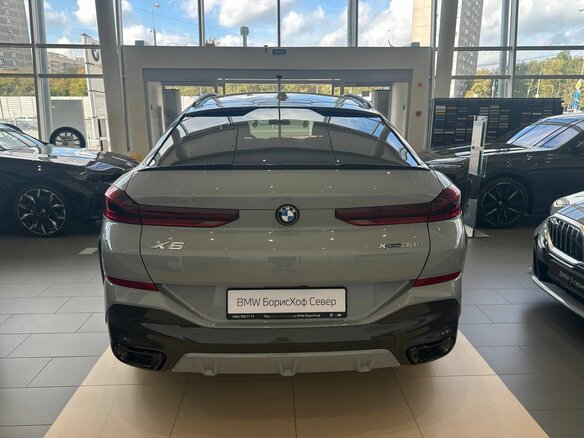 2026 BMW X6 30d III (G06) Рестайлинг, серый, 16100000 рублей - вид 4