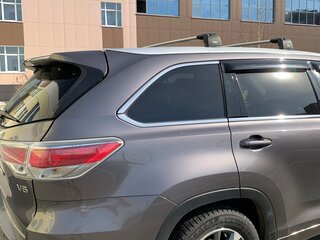2014 Toyota Highlander III (XU50), серый, 3050000 рублей, вид 4