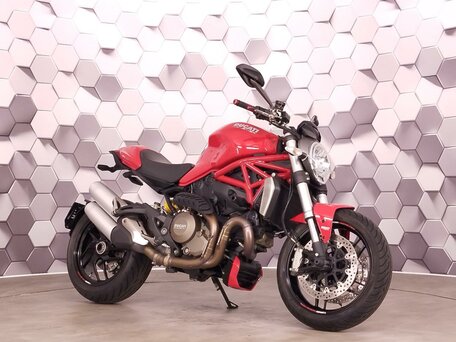 2015 Ducati Monster 1200, красный, 849000 рублей, вид 1