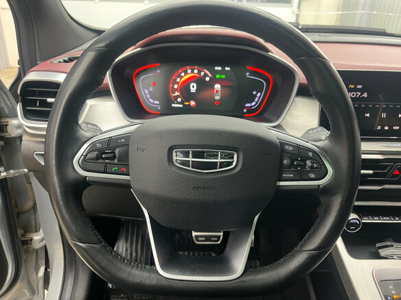 2021 Geely Coolray I, серебристый, 1670000 рублей - вид 24