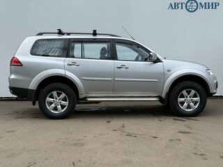 2014 Mitsubishi Pajero Sport II Рестайлинг, серебристый, 2149000 рублей, вид 4