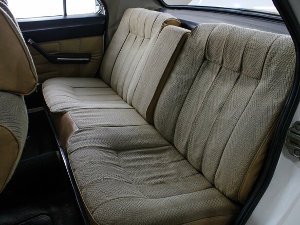 1986 ГАЗ 24 «Волга» 2410 II (2410), белый, 780000 рублей - вид 8