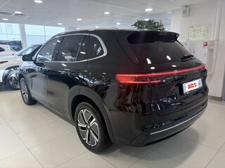 2026 Geely EX5 Гибрид EM-R, чёрный, 3829990 рублей, вид 2