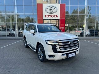 2026 Toyota Land Cruiser 300 Series, белый, 15300000 рублей, вид 3