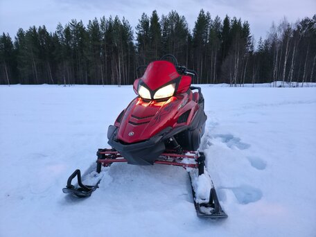 2005 Yamaha RS Vector, красный, 840000 рублей, вид 1