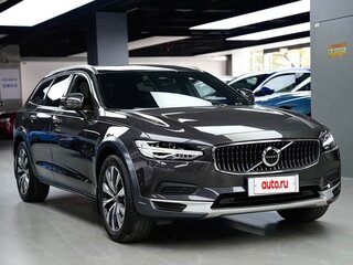 2023 Volvo V90 Cross Country I Рестайлинг, серый, 5649055 рублей, вид 3