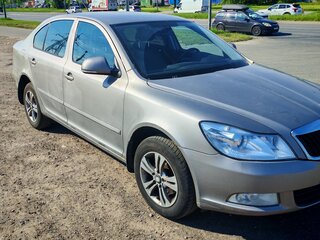 2011 Skoda Octavia II (A5) Рестайлинг, серебристый, 810000 рублей, вид 2
