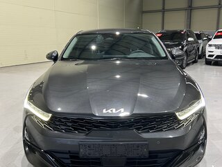 2022 Kia K5 III, серый, 3250000 рублей, вид 1