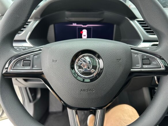 2023 Skoda Superb III Рестайлинг, бежевый - вид 7
