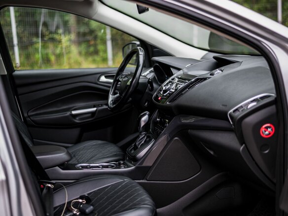 2013 Ford Kuga II, серебристый - вид 11