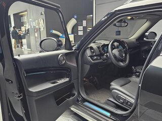 2022 Mini Countryman Cooper II Рестайлинг, чёрный, 2190000 рублей, вид 5