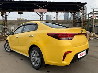 2019 Kia Rio IV, жёлтый, 1390000 рублей, вид 5
