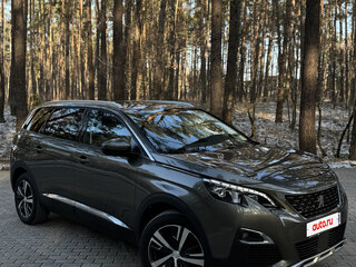 2019 Peugeot 5008 II, серый, 1900000 рублей, вид 1