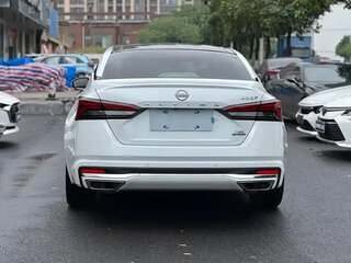 2022 Nissan Altima VI (L34) Рестайлинг, белый, 1650000 рублей, вид 5