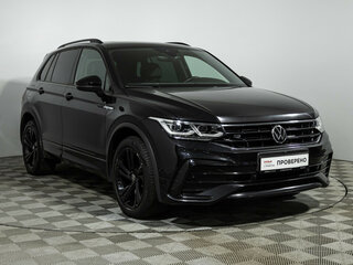2021 Volkswagen Tiguan II Рестайлинг, чёрный, 2969777 рублей, вид 3