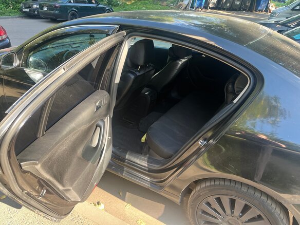 2008 Volkswagen Passat B6, чёрный, 410000 рублей - вид 8
