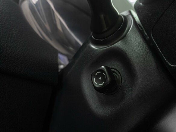 2015 Lexus GX 460 II Рестайлинг, чёрный, 4419000 рублей - вид 29