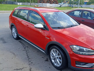 2018 Volkswagen Golf Alltrack VII Рестайлинг, красный, 1650000 рублей, вид 1