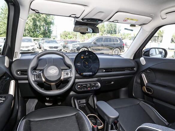 2025 Mini Aceman E, серебристый, 2890002 рублей - вид 11