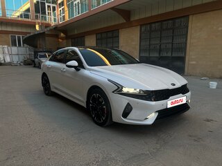 2020 Kia K5 III, белый, 1850000 рублей, вид 3