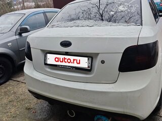 2011 Kia Rio II Рестайлинг, белый, 380000 рублей, вид 4