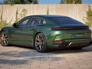 2026 Porsche Panamera Turbo S E-Hybrid III, бежевый, 33000000 рублей, вид 5