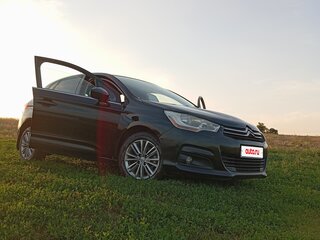 2012 Citroen C4 II, чёрный, 600000 рублей, вид 2
