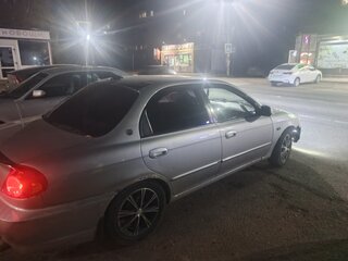 2008 Kia Spectra I Рестайлинг 2, серебристый, 150000 рублей, вид 3