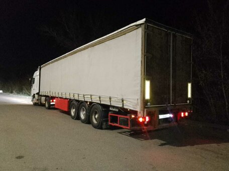 1999 Trailor Trailor, красный, 750000 рублей, вид 3