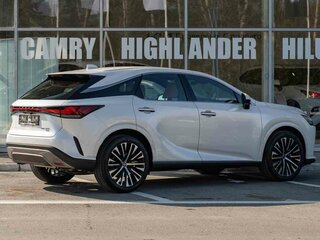 2025 Lexus RX 300 V, белый, 8149000 рублей, вид 3