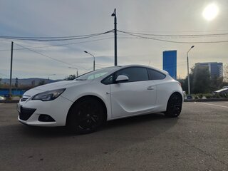 2013 Opel Astra J Рестайлинг, белый, 880000 рублей, вид 1