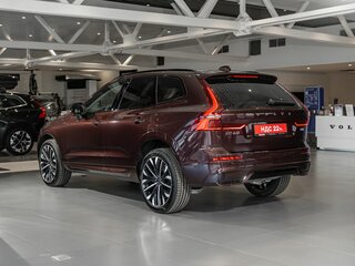 2026 Volvo XC60 II Рестайлинг 2, красный, 11400000 рублей, вид 4