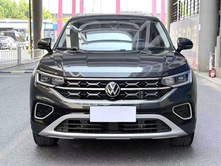 2023 Volkswagen Tayron I Рестайлинг, серый, 2600000 рублей, вид 1