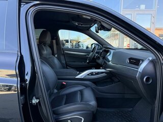 2023 Geely Tugella I, чёрный, 2850000 рублей, вид 2