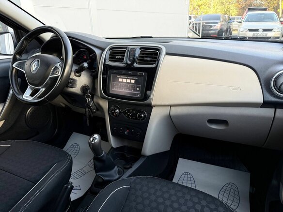 2018 Renault Logan II Рестайлинг, коричневый, 750000 рублей - вид 14