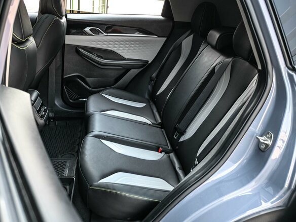 2023 Geely Coolray I Рестайлинг, фиолетовый - вид 8