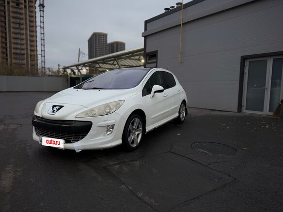 2008 Peugeot 308 I, белый, 449000 рублей