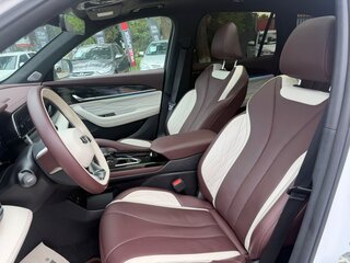 2023 Geely Monjaro I, белый, 3150000 рублей, вид 4