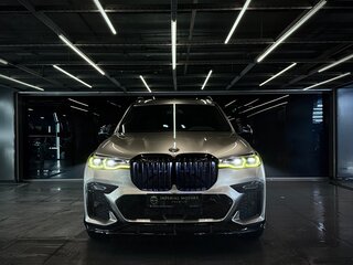 2021 BMW X7 40i I (G07), чёрный, 9250000 рублей, вид 5