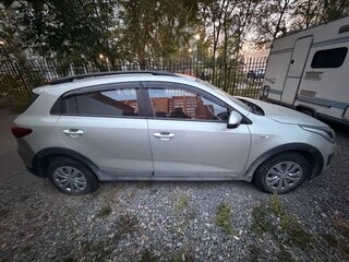 2019 Kia Rio X-Line IV, серый, 1500000 рублей, вид 4
